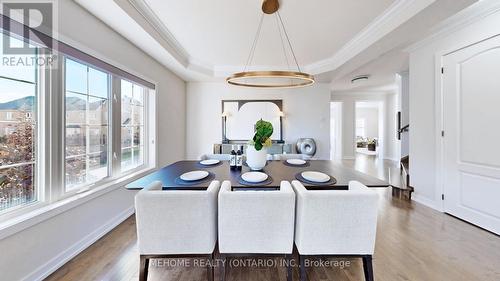 128 Alpaca Drive, Richmond Hill, ON - Indoor Photo Showing Dining Room