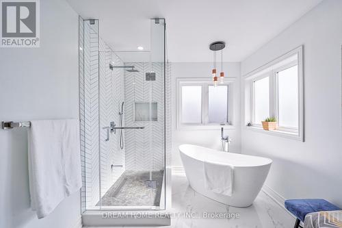 37 Mckennon Street, Markham, ON - Indoor Photo Showing Bathroom