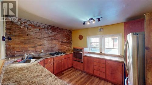 27-29 Main Street E, Markdale, ON - Indoor Photo Showing Kitchen