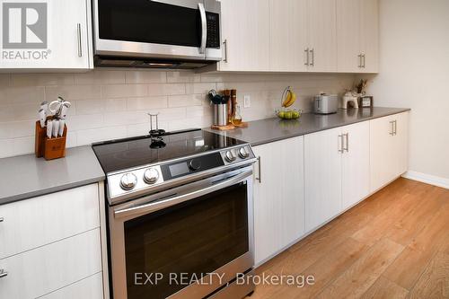 282 Noftall Gardens, Peterborough, ON - Indoor Photo Showing Kitchen