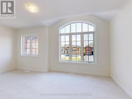 99 Golden Meadows Drive, Otonabee-South Monaghan, ON - Indoor Photo Showing Other Room