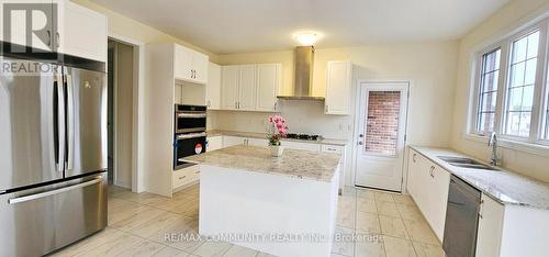 99 Golden Meadows Drive, Otonabee-South Monaghan, ON - Indoor Photo Showing Kitchen With Double Sink With Upgraded Kitchen