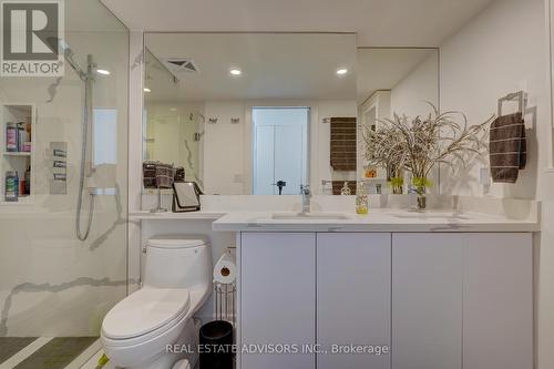 Lph 11 - 310 Red Maple Road, Richmond Hill, ON - Indoor Photo Showing Bathroom