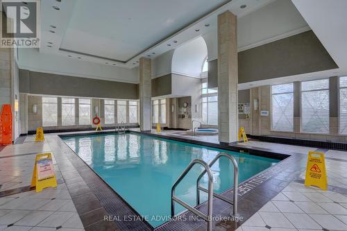 Lph 11 - 310 Red Maple Road, Richmond Hill, ON - Indoor Photo Showing Other Room With In Ground Pool