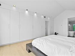 Master bedroom - 