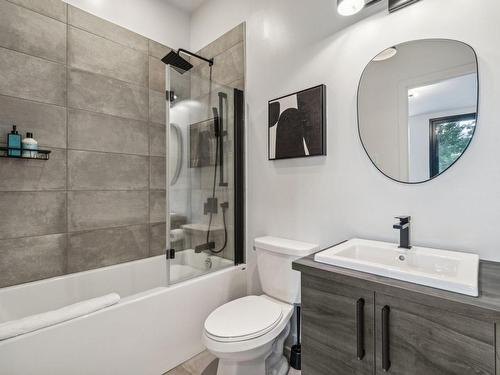 Bedroom - 50 Rue Du Mont-Logan, La Conception, QC - Indoor Photo Showing Bathroom