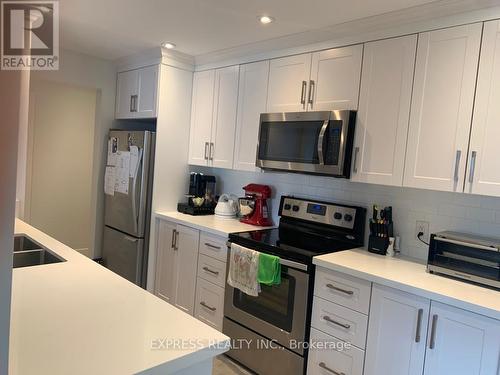 2 - 601 Old Orchard Grove, Toronto, ON - Indoor Photo Showing Kitchen With Double Sink