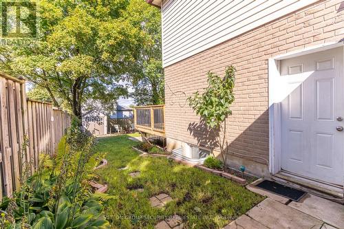 32 Wilson Court, Barrie, ON - Outdoor With Exterior