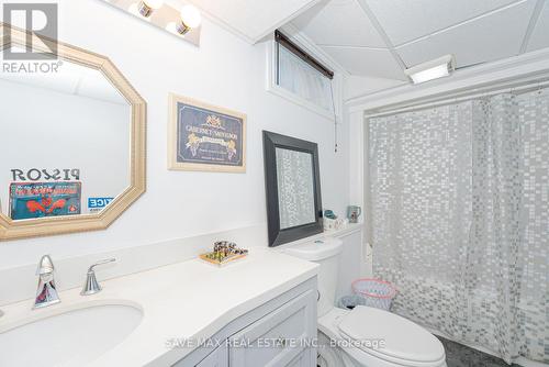 36 John Street S, Halton Hills, ON - Indoor Photo Showing Bathroom