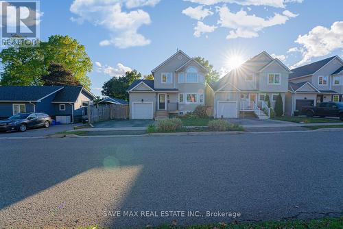 36 John Street S, Halton Hills, ON - Outdoor With Facade