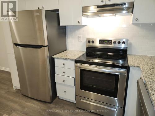 507 - 2791 Eglinton Avenue E, Toronto, ON - Indoor Photo Showing Kitchen With Stainless Steel Kitchen