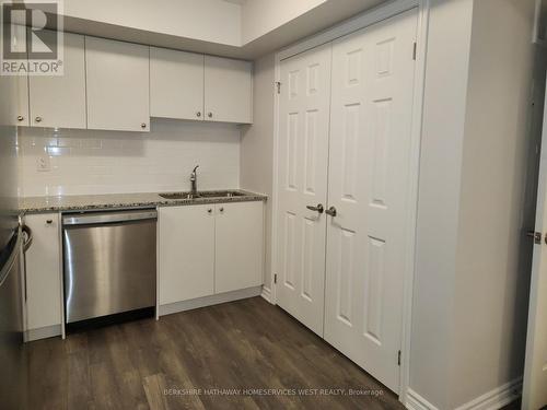 507 - 2791 Eglinton Avenue E, Toronto, ON - Indoor Photo Showing Kitchen With Double Sink