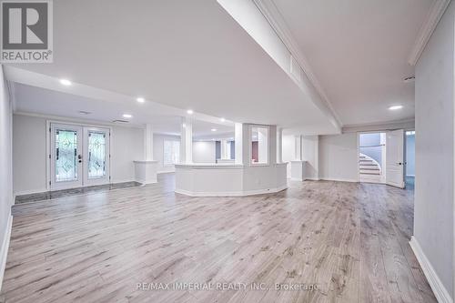 15 Jacinta Court, Richmond Hill, ON - Indoor Photo Showing Other Room