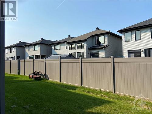 897 Beckton Heights, Ottawa, ON - Outdoor