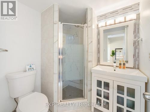 712 - 4725 Sheppard Avenue E, Toronto, ON - Indoor Photo Showing Bathroom