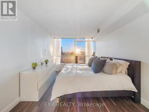 712 - 4725 Sheppard Avenue E, Toronto, ON - Indoor Photo Showing Bedroom