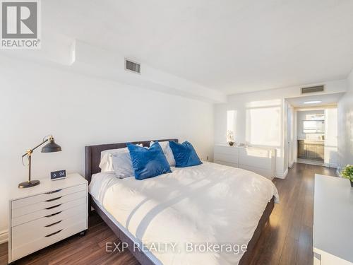 712 - 4725 Sheppard Avenue E, Toronto, ON - Indoor Photo Showing Bedroom