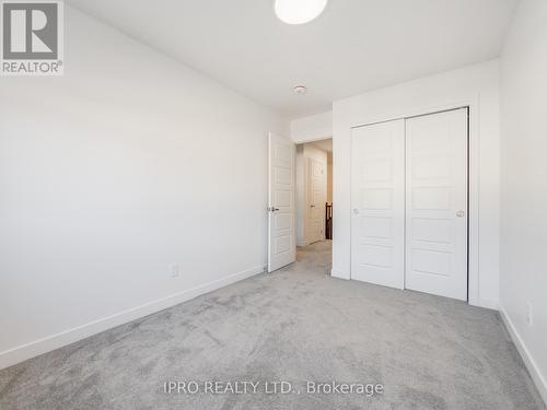 16 Roper Place, Kitchener, ON - Indoor Photo Showing Other Room