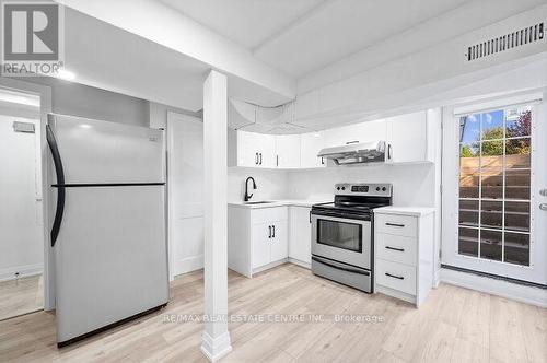 107 Lomar Drive, Toronto, ON - Indoor Photo Showing Kitchen