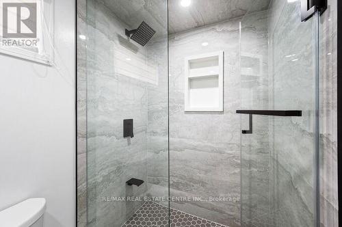 107 Lomar Drive, Toronto, ON - Indoor Photo Showing Bathroom