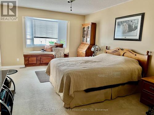 22 Lakeview Boulevard, Kawartha Lakes (Little Britain), ON - Indoor Photo Showing Bedroom