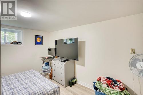 136 Elmsley Crescent, Perth, ON - Indoor Photo Showing Bedroom