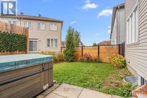 545 Tulip Tree Way, Ottawa, ON - Outdoor