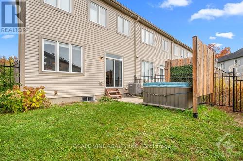 545 Tulip Tree Way, Ottawa, ON - Outdoor With Exterior