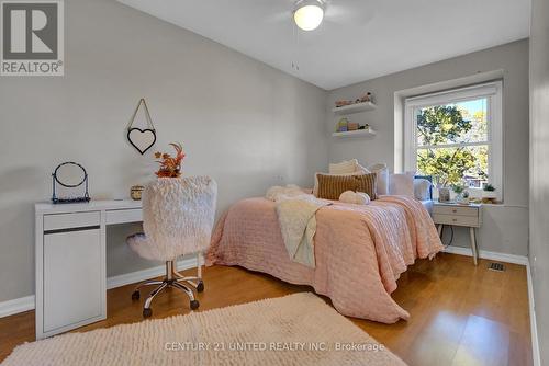 1186 Cartier Boulevard, Peterborough (Northcrest), ON - Indoor Photo Showing Bedroom