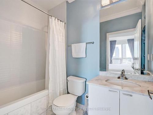 2603-35 Hayden St, Toronto, ON - Indoor Photo Showing Bathroom