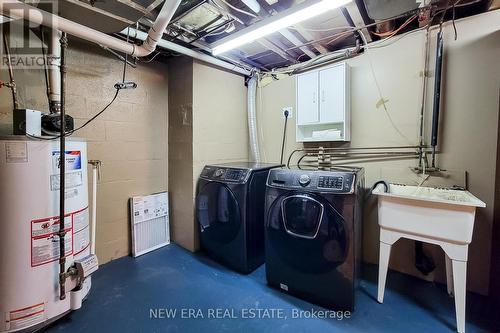 38 Haig Street, St. Catharines, ON - Indoor Photo Showing Laundry Room