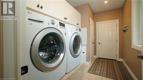 350297 Concession A, Meaford, ON - Indoor Photo Showing Laundry Room