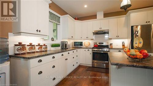 350297 Concession A, Meaford, ON - Indoor Photo Showing Kitchen