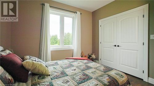 350297 Concession A, Meaford, ON - Indoor Photo Showing Bedroom