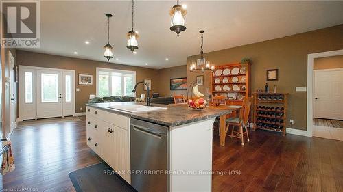 350297 Concession A, Meaford, ON - Indoor Photo Showing Kitchen