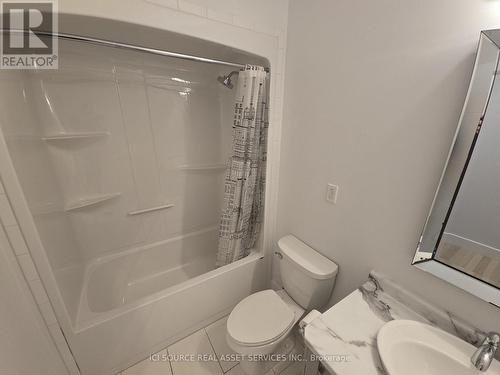 312 Graham Coughtry Court, Sarnia, ON - Indoor Photo Showing Bathroom