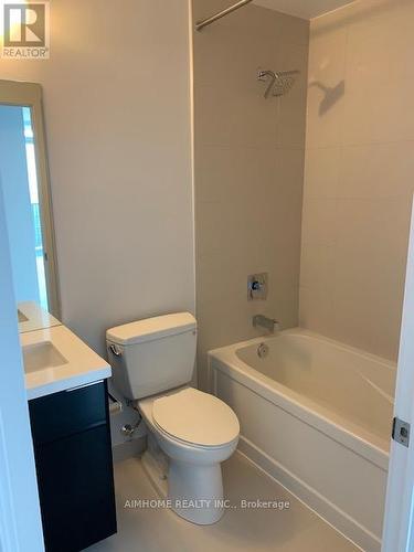 3111 - 8 Eglinton Avenue E, Toronto, ON - Indoor Photo Showing Bathroom