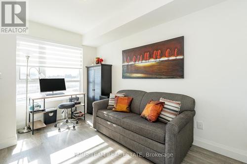 812 - 58 Lakeside Terrace, Barrie, ON - Indoor