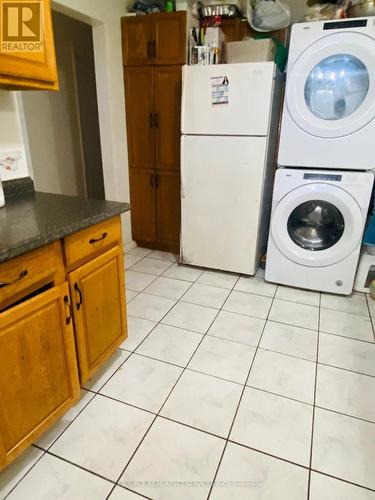 Main Fl - 56 Reigate Avenue, Brampton, ON - Indoor Photo Showing Laundry Room