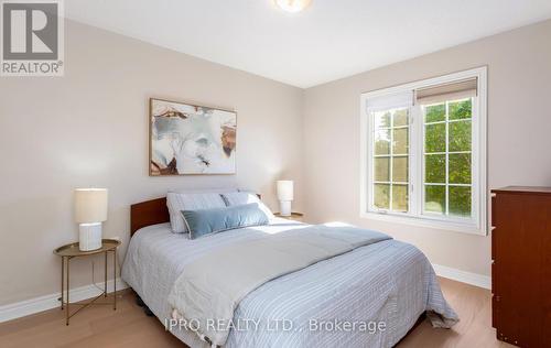 3027 Richview Boulevard, Oakville, ON - Indoor Photo Showing Bedroom