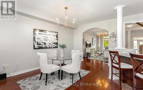 3027 Richview Boulevard, Oakville, ON - Indoor Photo Showing Dining Room