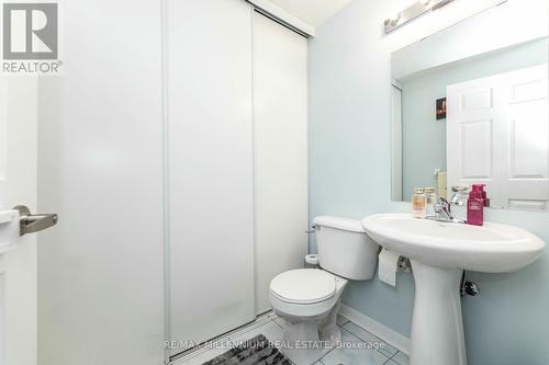 1034 - 3045 Finch Avenue E, Toronto, ON - Indoor Photo Showing Bathroom