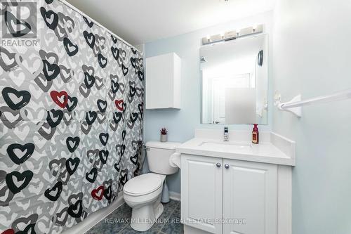 1034 - 3045 Finch Avenue E, Toronto, ON - Indoor Photo Showing Bathroom