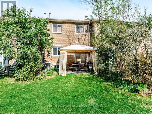 33 - 648 Gibney Crescent, Newmarket, ON - Outdoor