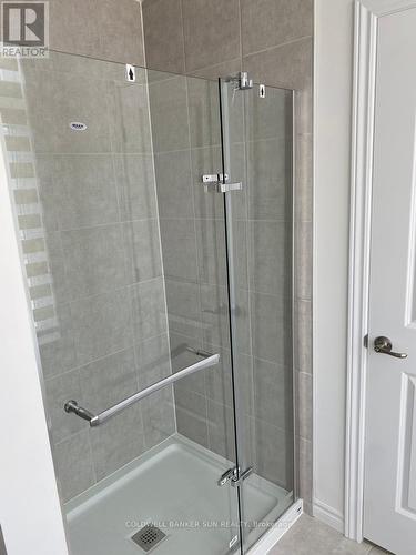 57 Whitton Drive, Brantford, ON - Indoor Photo Showing Bathroom