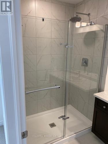 57 Whitton Drive, Brantford, ON - Indoor Photo Showing Bathroom