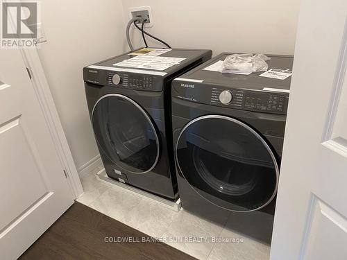 57 Whitton Drive, Brantford, ON - Indoor Photo Showing Laundry Room