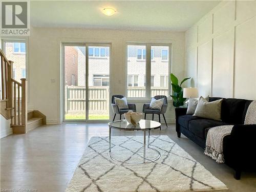 56 Keppel Circle, Brampton, ON - Indoor Photo Showing Living Room