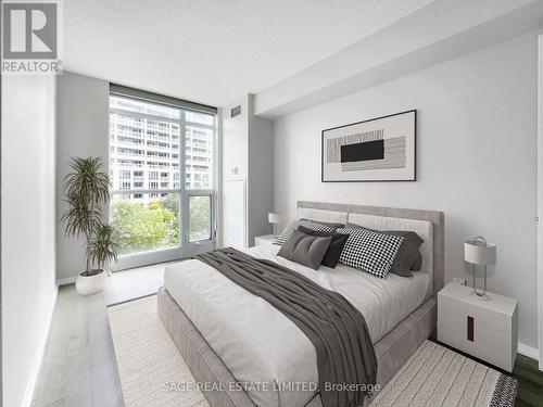 477 - 209 Fort York Boulevard, Toronto, ON - Indoor Photo Showing Bedroom