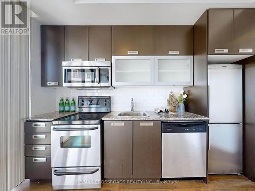 1209 - 90 Stadium Road, Toronto, ON - Indoor Photo Showing Kitchen With Stainless Steel Kitchen With Upgraded Kitchen